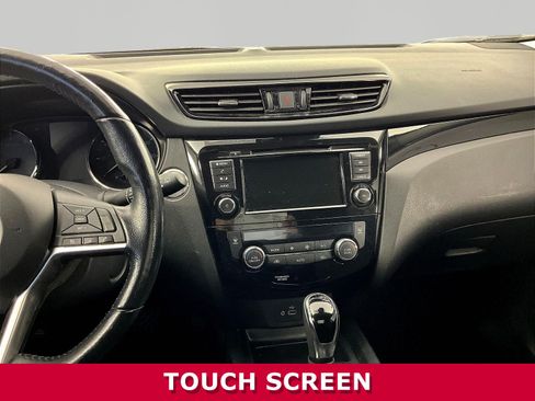 Used 2022 Nissan Rogue Sport SV AWD/4WD image 9