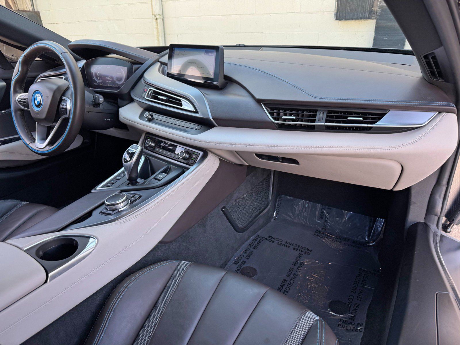 Used 2015 BMW i8 AWD/4WD image 13