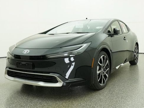 New 2026 Toyota Prius Plug-In Hybrid FWD image 32