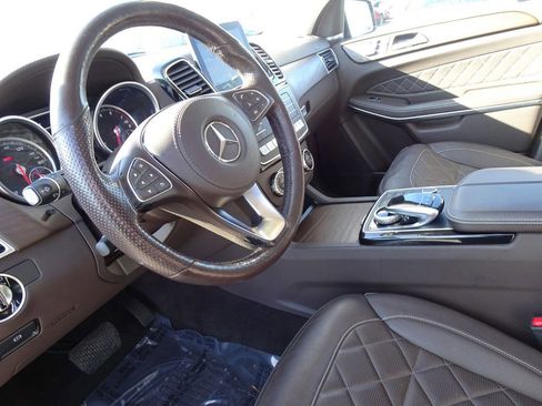 Used 2019 Mercedes-Benz GLS 550 4MATIC image 13
