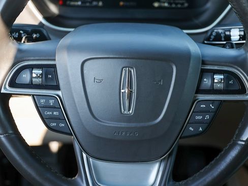 Used 2020 Lincoln Nautilus Premier w/ Equipment Group 101A AWD/4WD image 10