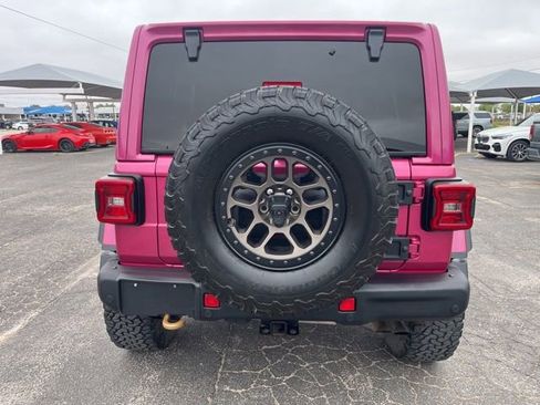 Used 2022 Jeep Wrangler Unlimited Rubicon w/ Xtreme Recon 35" Tire Package AWD/4WD image 5