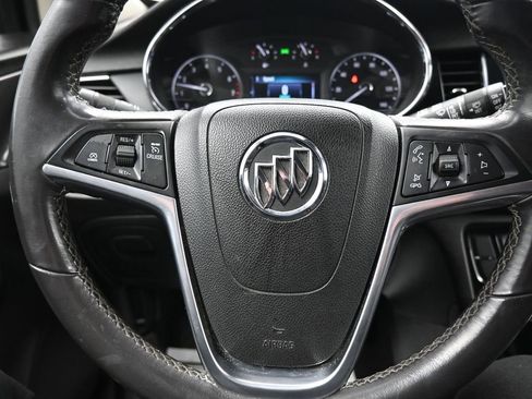 Used 2020 Buick Encore Preferred image 10