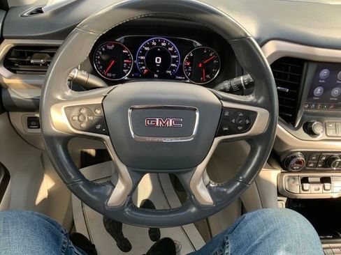 Used 2022 GMC Acadia Denali w/ Denali Ultimate Package image 21