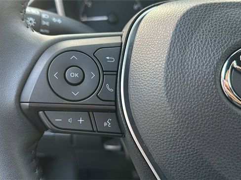Used 2023 Toyota Corolla SE image 16