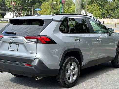 Used 2025 Toyota RAV4 XLE w/ Convenience Package AWD/4WD image 4
