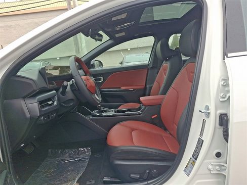 New 2025 Kia K4 GT-Line w/ GT-Line Premium Package image 9