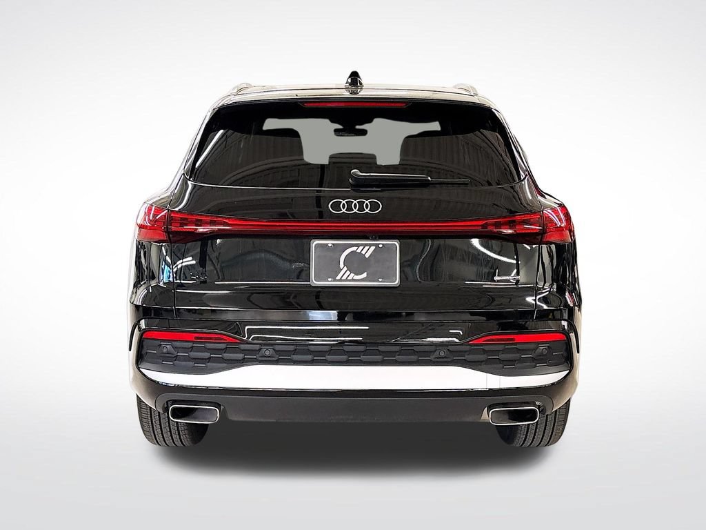 Certified 2025 Audi Q5 Premium Plus w/ Premium Plus AWD/4WD image 4