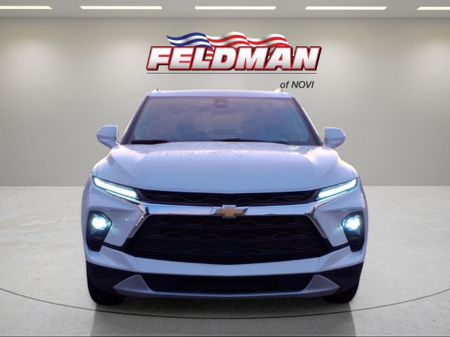 Used 2025 Chevrolet Blazer LT w/ Convenience Package FWD image 8