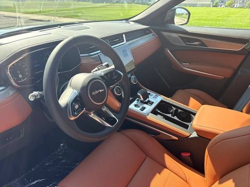 New 2026 Jaguar F-PACE R-Dynamic S AWD/4WD image 12