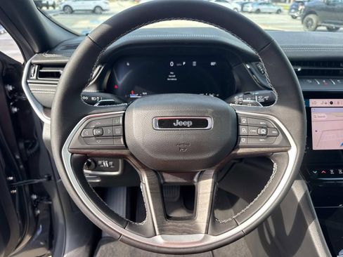 New 2026 Jeep Grand Cherokee Limited w/ Trailer Tow Package image 21