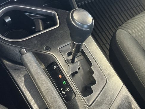 Used 2018 Toyota RAV4 LE w/ All Weather Liner Package FWD image 20