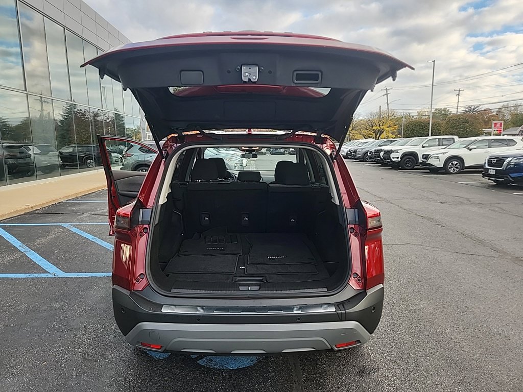 Used 2023 Nissan Rogue SV AWD/4WD image 27