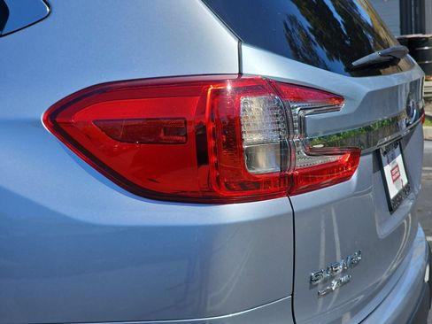 Used 2025 Subaru Ascent Touring AWD/4WD image 38