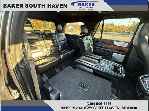 Used 2020 Lincoln Navigator Reserve image 15