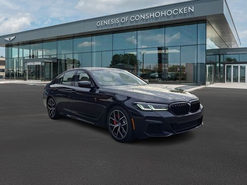 Used 2023 BMW 540i xDrive w/ M Sport Package AWD/4WD image 2