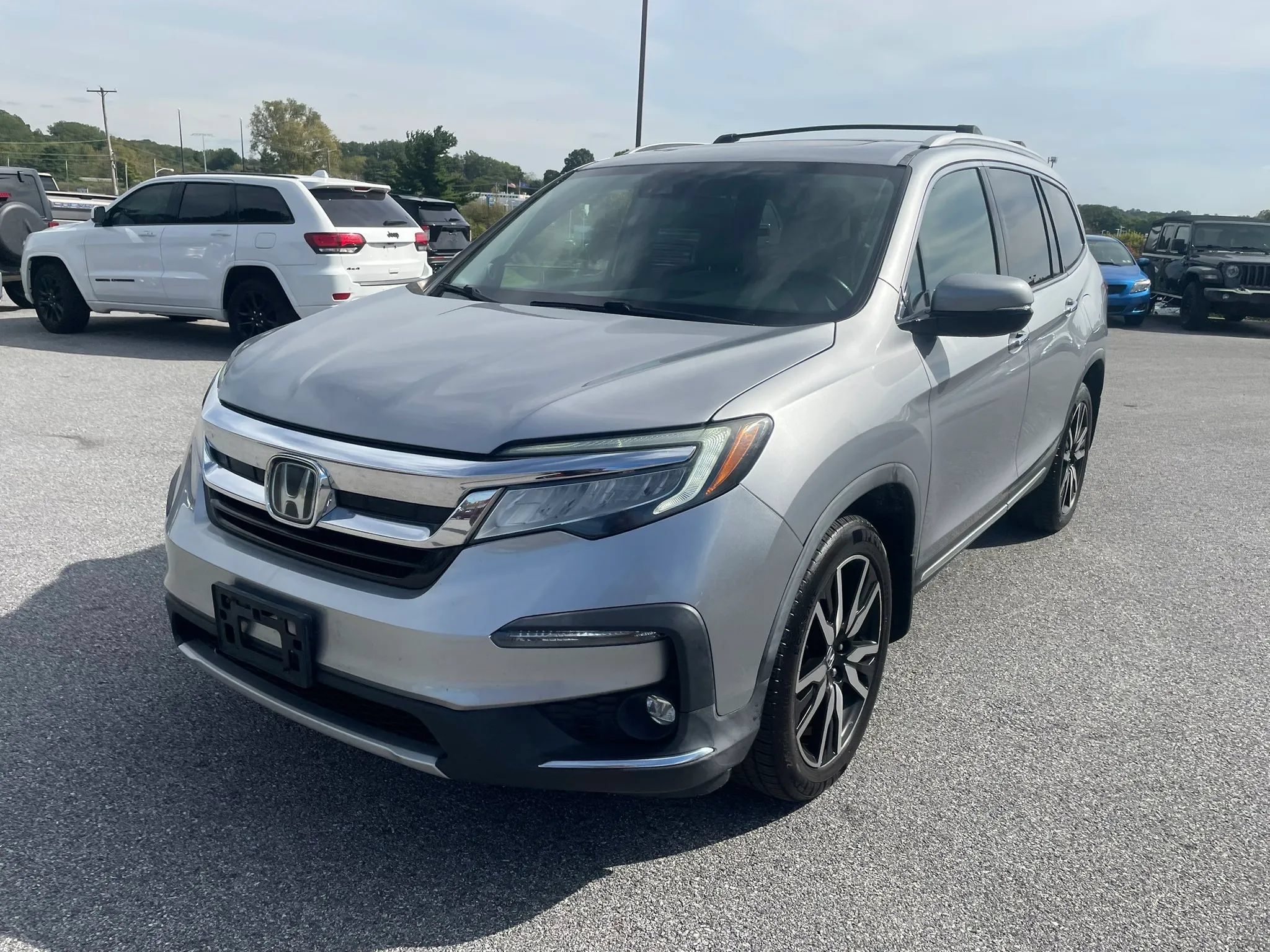 Used 2019 Honda Pilot Elite image 4