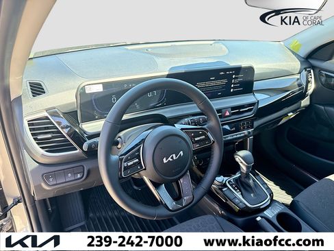 New 2026 Kia Seltos S image 24