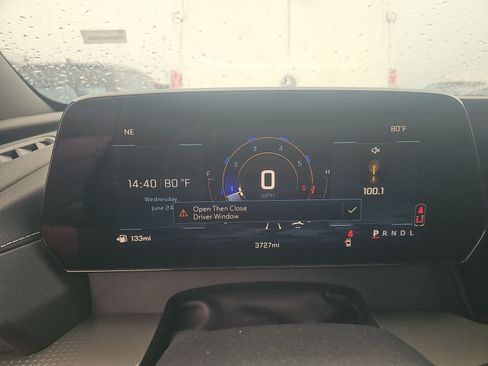 Used 2026 Chevrolet Traverse LT FWD image 10