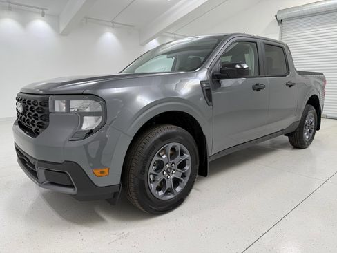 New 2025 Ford Maverick XLT w/ XLT Luxury Package image 3