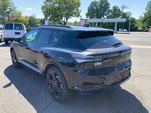 New 2025 Chevrolet Equinox EV RS w/ Convenience Package II FWD image 23