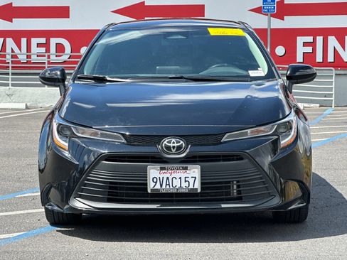 Used 2025 Toyota Corolla LE image 7