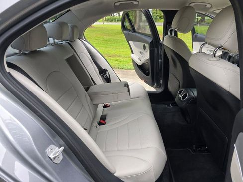 Used 2015 Mercedes-Benz C 300 Sedan image 7
