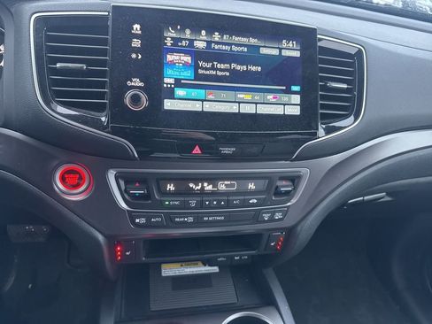 Used 2023 Honda Passport EX-L image 10