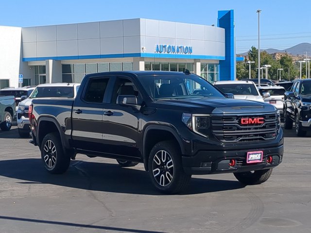 Used 2024 GMC Sierra 1500 AT4 w/ Technology Package AWD/4WD image 3