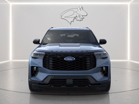 New 2026 Ford Explorer ST-Line w/ ST-Line Street Pack image 8