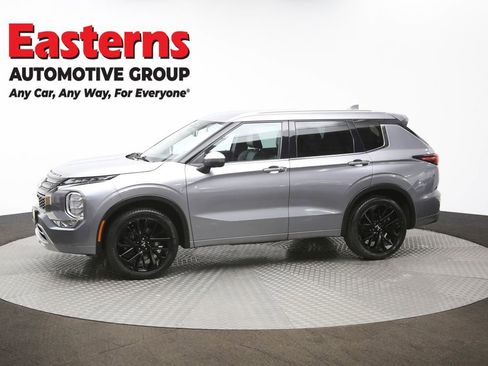 Used 2022 Mitsubishi Outlander SEL image 61