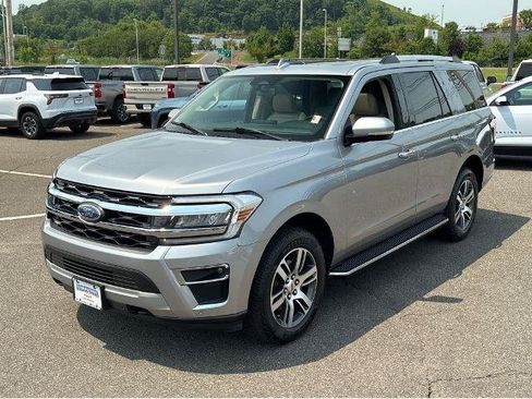 Used 2022 Ford Expedition Limited AWD/4WD image 26