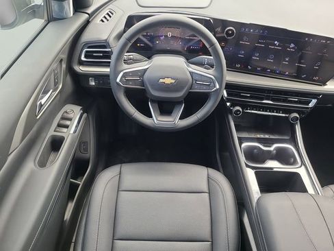 New 2026 Chevrolet Traverse LT image 15