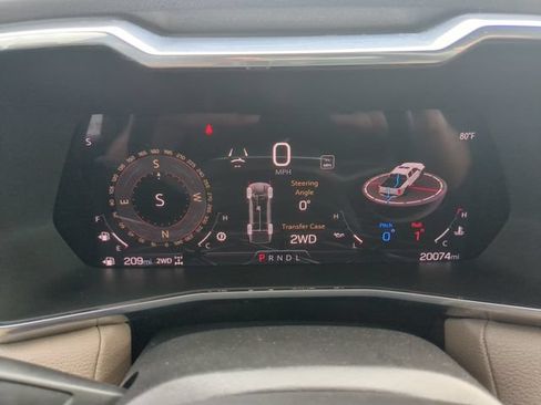 Used 2023 GMC Canyon Denali AWD/4WD image 18