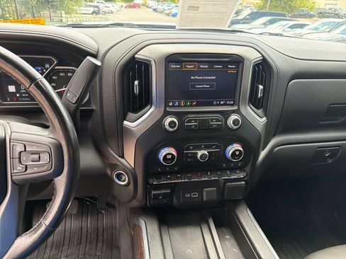 Used 2022 GMC Sierra 1500 Denali w/ Denali Premium Package AWD/4WD image 24