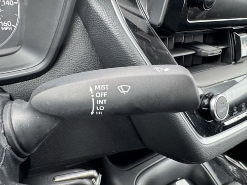 Certified 2023 Toyota Corolla LE image 27