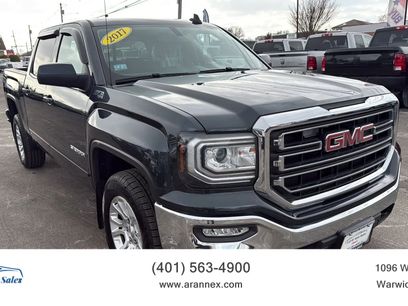 Used 2017 GMC Sierra 1500 SLE w/ SLE Value Package