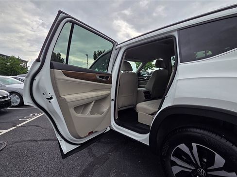 Certified 2026 Volkswagen Atlas SE AWD/4WD image 26