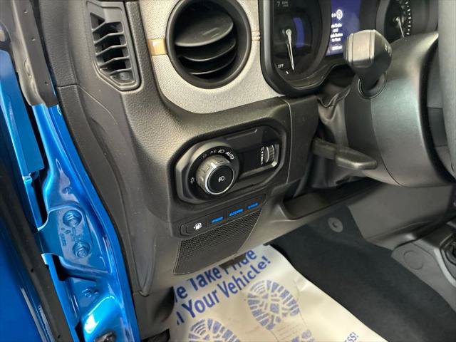 Certified 2024 Jeep Wrangler Unlimited AWD/4WD image 13