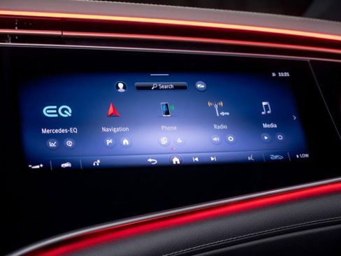 Certified 2025 Mercedes-Benz EQS 450+ Sedan image 18