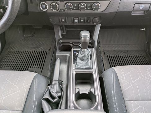 Used 2023 Toyota Tacoma TRD Sport image 19