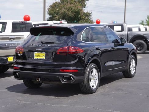 Used 2016 Porsche Cayenne AWD/4WD image 6
