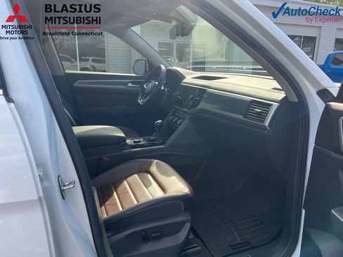 Used 2022 Volkswagen Atlas SEL Premium AWD/4WD image 36