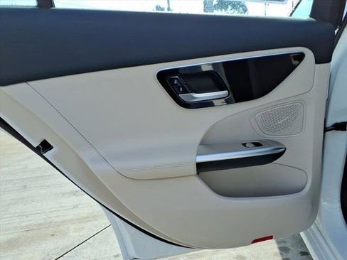 Used 2025 Mercedes-Benz C 300 C 300 image 18