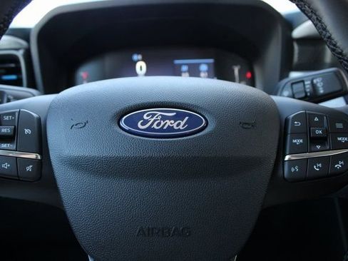 New 2025 Ford Maverick XLT w/ XLT Luxury Package image 12