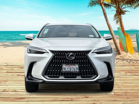 Used 2024 Lexus NX 350h AWD w/ Vision Package image 9
