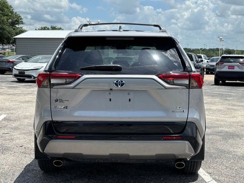 Used 2024 Toyota RAV4 SE AWD/4WD image 4