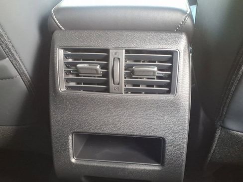 Used 2026 Mitsubishi Outlander LE FWD image 13