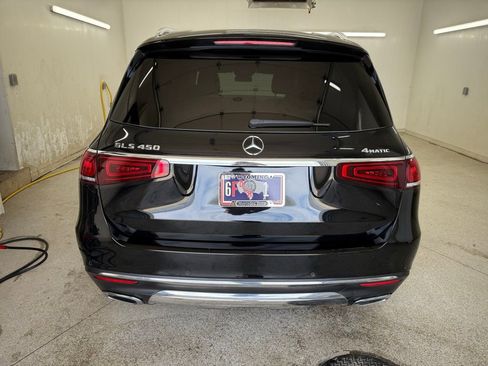 Used 2023 Mercedes-Benz GLS 450 4MATIC image 4