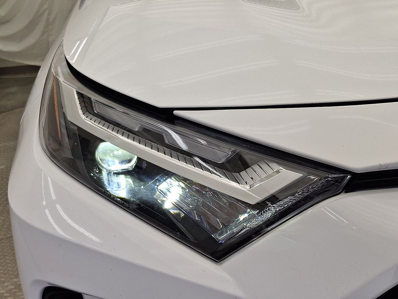 Certified 2025 Toyota RAV4 XLE AWD/4WD image 31